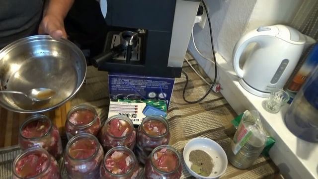 Как правильно приготовить мясную тушенку в домашних условиях (ROСKET STOVE) смотреть онлайн