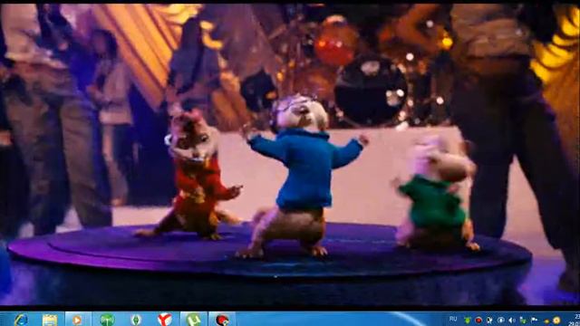 Мое первое видио:песня Элвина,Саймона и Теодора. смотреть онлайн