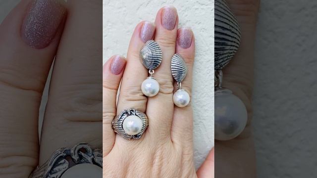 Комплект РАКУШКА- майорка в серебряном ларце.Завод Вега смотреть онлайн