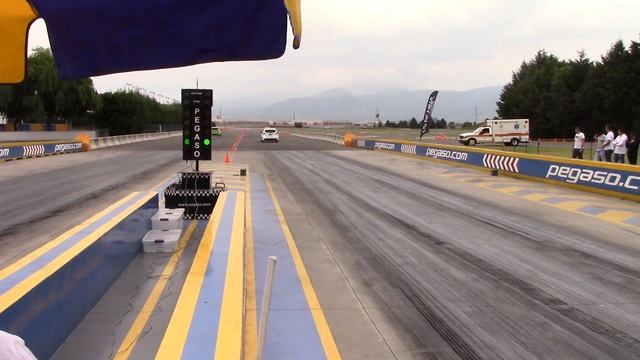 Ford Focus rs mk2 Vs focus Rs mk3 смотреть онлайн