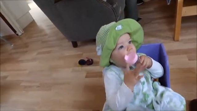 28 04 2018 Elisa in de poppenwagen смотреть онлайн