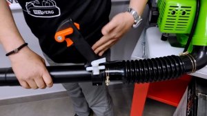 Бензиновый ранцевый опрыскиватель RedVerg RD-SM243: обзор, комплект, устройство и сборка распылител