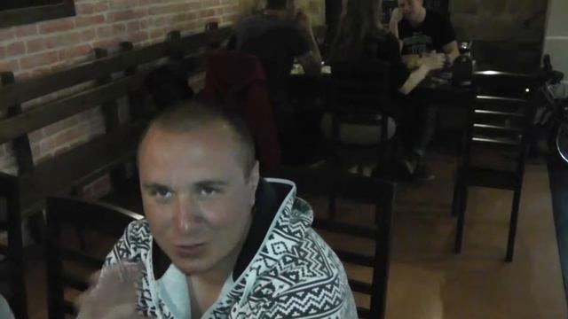 Прага, отдыхаем в кафе под Вепрево колено! смотреть онлайн