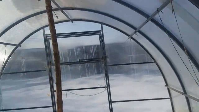 Снег,теплица, СНТ становится деревней. смотреть онлайн