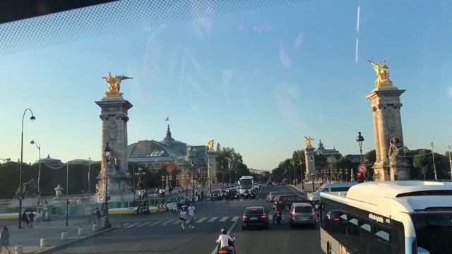 Улицы Парижа Paris streets смотреть онлайн