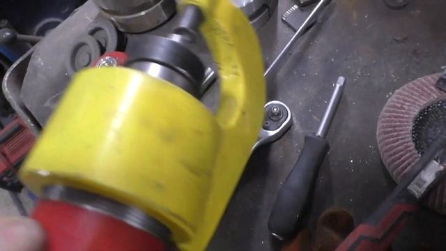 как зделать самому Пневмо-гидравлический заклёпочник для алюминивых автомобилей авто смотреть онлайн