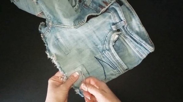 DENIM SHORTS OWN HANDS / SHORTS DE DENIM MANOS PROPIAS /데님 반바지