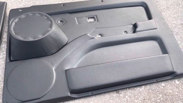 Примерили верхний подиум на разные обивки для нива4х4