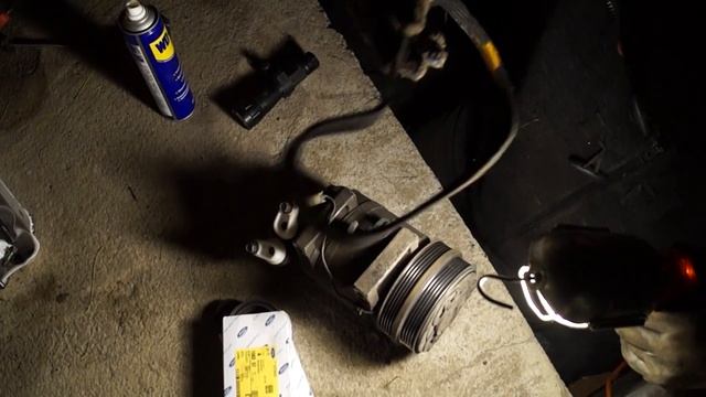 Ремонт. Часть 1. Замена компрессора кондиционера на Форд Фокус ST. смотреть онлайн