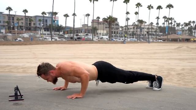 Самая Эффективная Тренировка Груди Дома (БЕЗ ЖЕЛЕЗА) смотреть онлайн