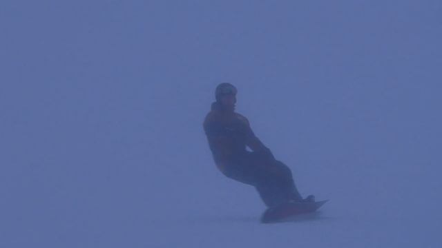 Падение в Yllas смотреть онлайн