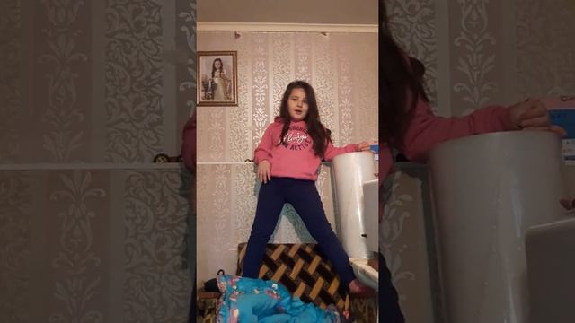 6 лет девочки рассказывает стих смотреть онлайн