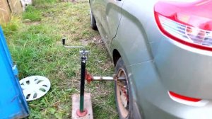 Сделал своими руками домкрат.