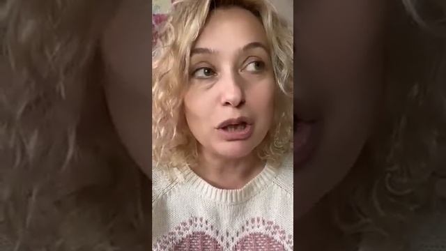 НЕ ДАРИТЕ УСТАВШЕЙ ЖЕНШИНЕ ЦВЕТЫ смотреть онлайн