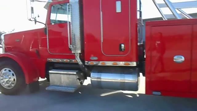2007 Peterbilt 378 with NEW 2014 Century 5130 смотреть онлайн