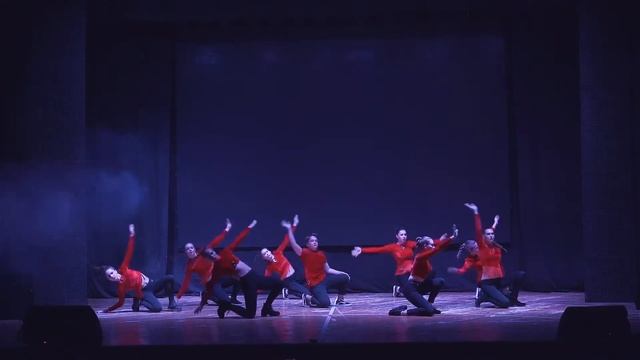 Vogue в "DNC" смотреть онлайн
