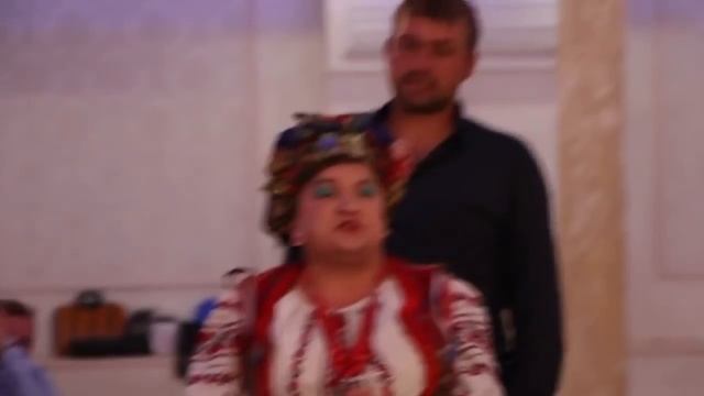 Веселый тамада на свадьбе.Класс. Смотреть всем. смотреть онлайн