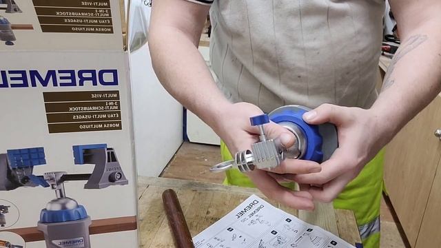 DREMEL 3-IN-1 MULTI-VISE. UNBOXING SETUP. смотреть онлайн