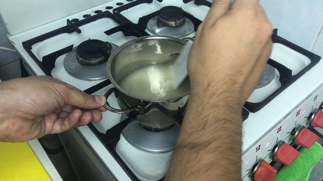 Готовим трубочки вафли с двумя видами крема Белково Заварным и Сгущенкой смотреть онлайн