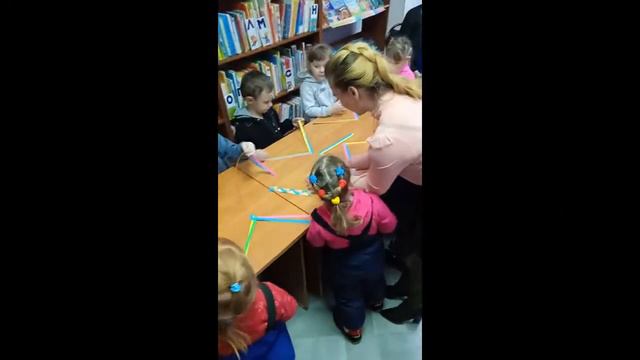 Библиотека приглашает в гости смотреть онлайн