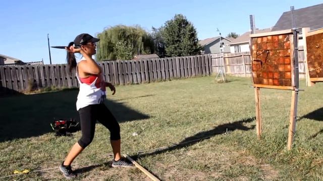 How I Practice No Spin Knife Throwing смотреть онлайн
