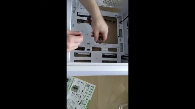 My first PC build ever! смотреть онлайн