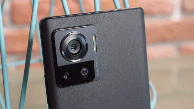 Motorola Edge 30 Ultra Review