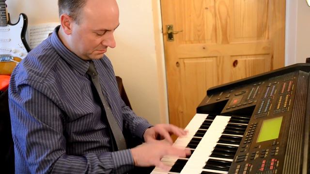Riverdance - John Hodgetts - Johnny Keys - Yamaha EL-900 смотреть онлайн