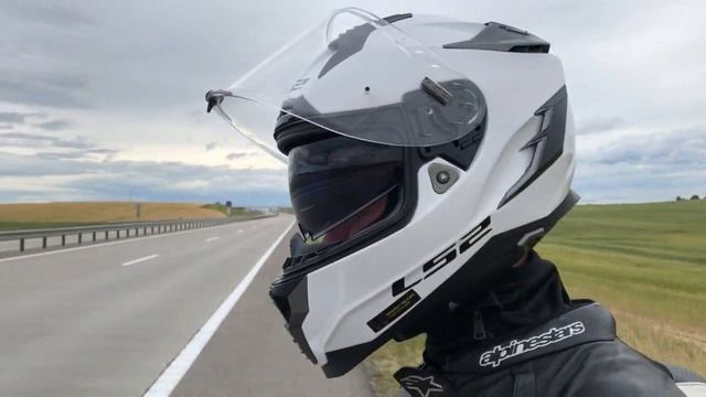 Видеообзор нового шлема LS2 FF327 Challenger и описание. LS2 FF327 Challenger Helmet Review смотреть онлайн