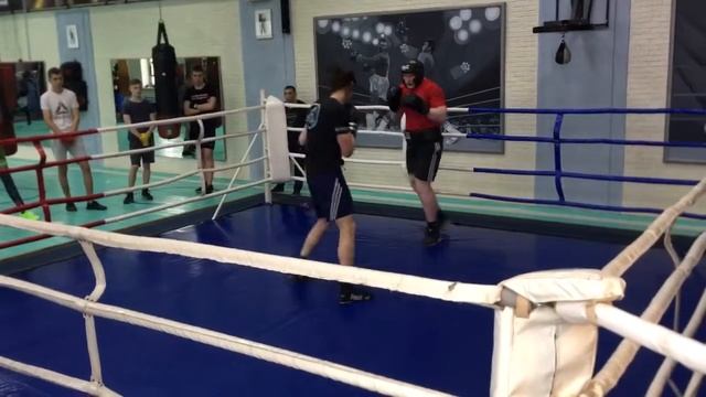 Бокс спарринг с тяжём!!! Boxing