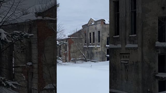 Поехали гулять с Драконами 🐲🐉, увидели настоящий заброшенный зАмок 🏰 смотреть онлайн