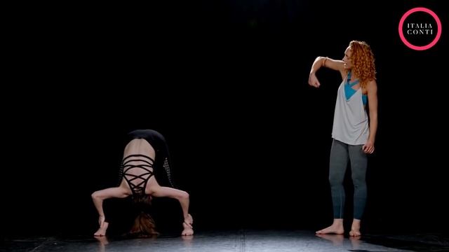 Jazz Dance Class #1- Jazz Warm up and Stretch sequence #1 - ITALIA CONTI VIRTUAL смотреть онлайн