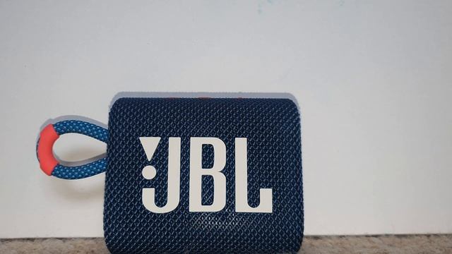 Jbl go 3 bass test смотреть онлайн