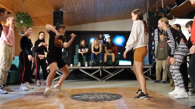 MAD SPIRIT FEST DANCEHALL 1x1 1/2 Mia vs Vi смотреть онлайн