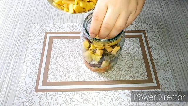 Скумбрия в духовке. Mackerel with potatoes in the oven. Рыба в банке в банке. Обед на всю семью. смотреть онлайн