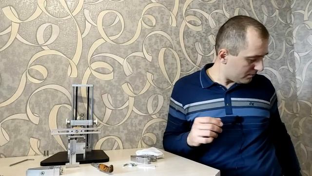 Распаковка. Губки для зажима ножей со спусками от обуха. смотреть онлайн