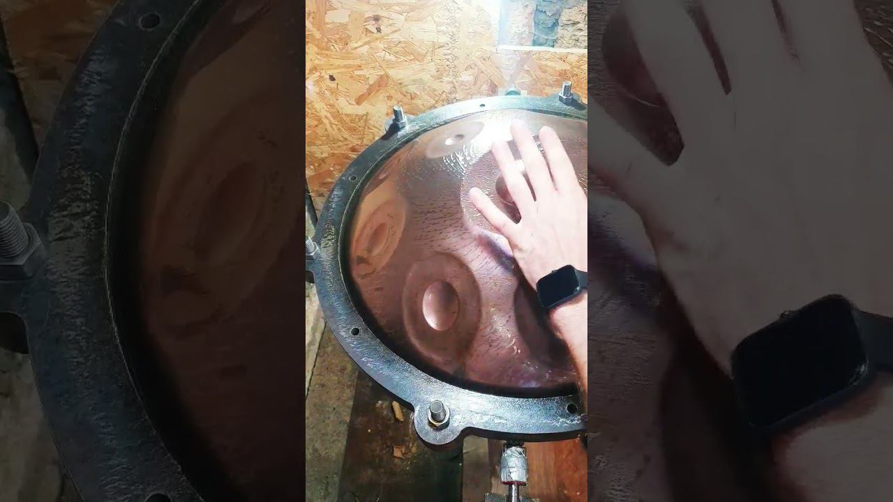 Working process on stainless steel Atom Handpan C Celtic #handpan #handpanmusic #stainlesssteel смотреть онлайн