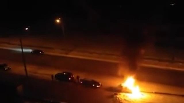 Горит Ауди 80, Гродно, 08/01/2016 смотреть онлайн