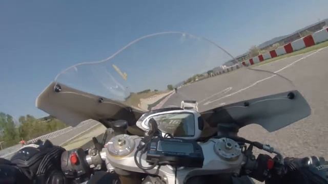 Circuit de Montmelo Catalunya Spain Darken смотреть онлайн