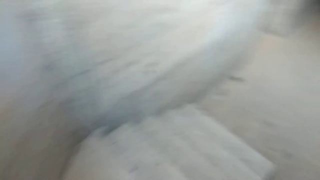 Дом в деревне большая чёрная