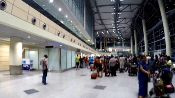 Аэропорт Домодедово, встреча (OZERO) // AIRPORT DOMODEDOVO MEETING (OZERO)