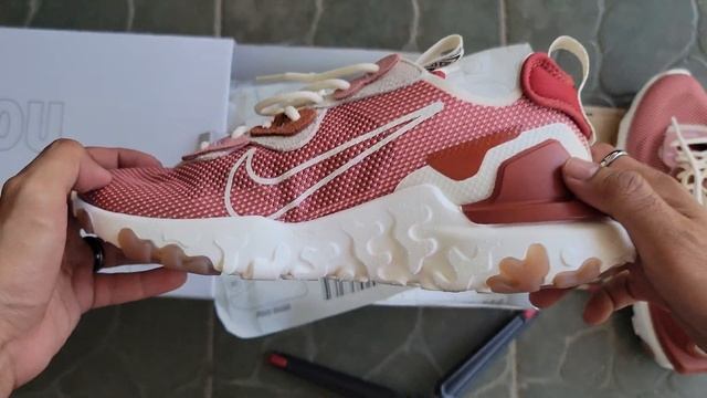 Unboxing Nike React Vision By You and on feet look смотреть онлайн