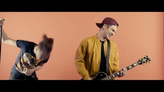 Руки Вверх / The Offspring - Он Тебя Целует (Cover by ROCK PRIVET) смотреть онлайн