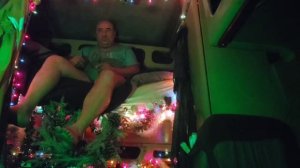 18+ Дальнобойщик США. Встреча Нового 2024 года в горах штата Огайо.