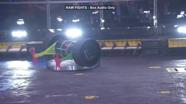 BattleBots Basement Tapes: MARVIN vs. AXE BACKWARDS смотреть онлайн