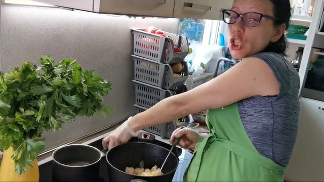 Пиле с гъби и сметанов сос смотреть онлайн
