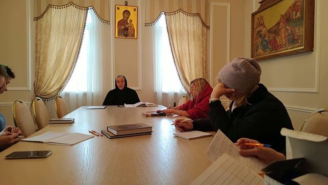Игумения Илариона (Феоктистова). Беседа о молитве для новоначальных 18. смотреть онлайн