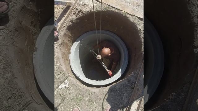 Беларусь Витебск ст Рудаковец,колодец 6 кол,грунт суглинок,водонос в песке,суглинок с примесью песк смотреть онлайн