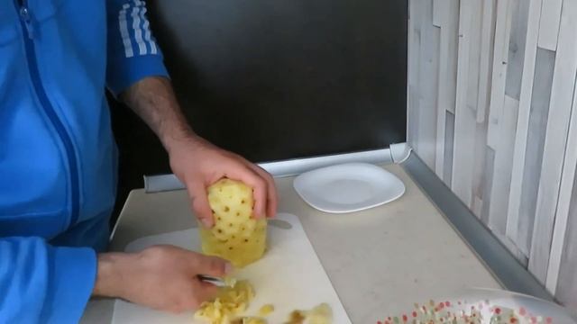 ? Как се Бели Ананас ? смотреть онлайн