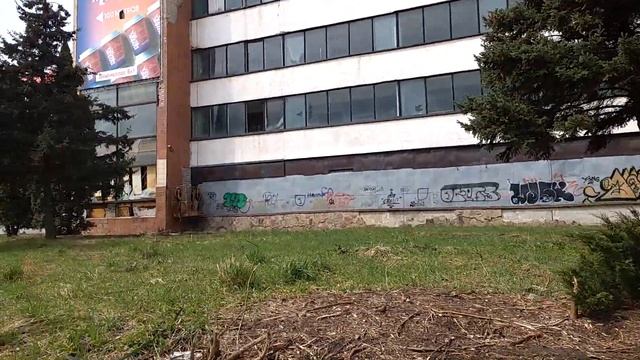1063, 25.04.2021, Орёл, Приборостроительная, завод Приборов, разбитые стёкла, ремонт, фонтан, Утёс смотреть онлайн